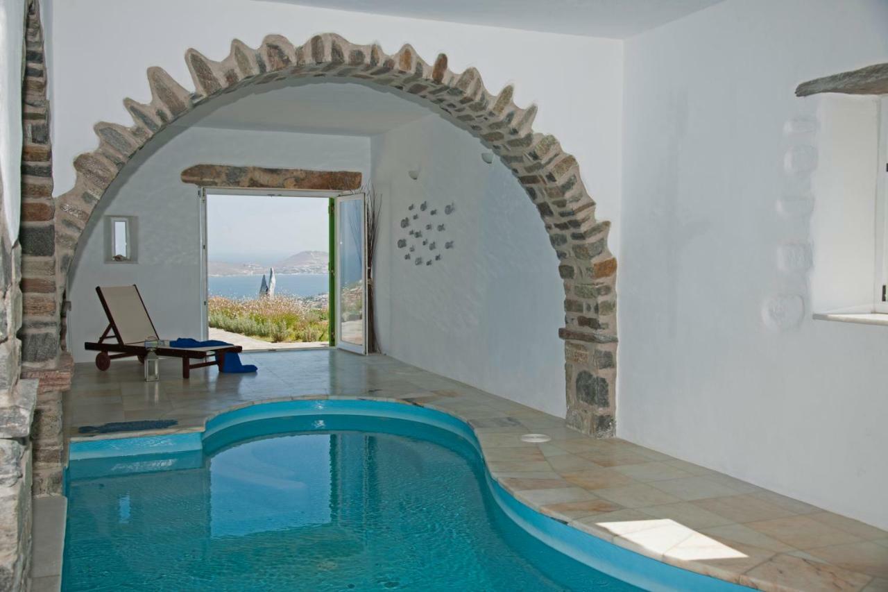 Villa Aeolos With 2 Private Pools Sarakíniko Esterno foto